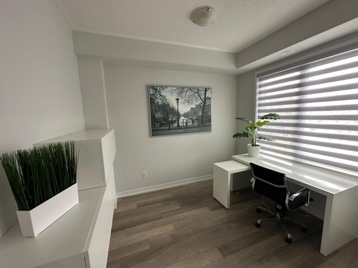 Modern Townhouse, Vaughan, Ontario, Canada 外观 照片